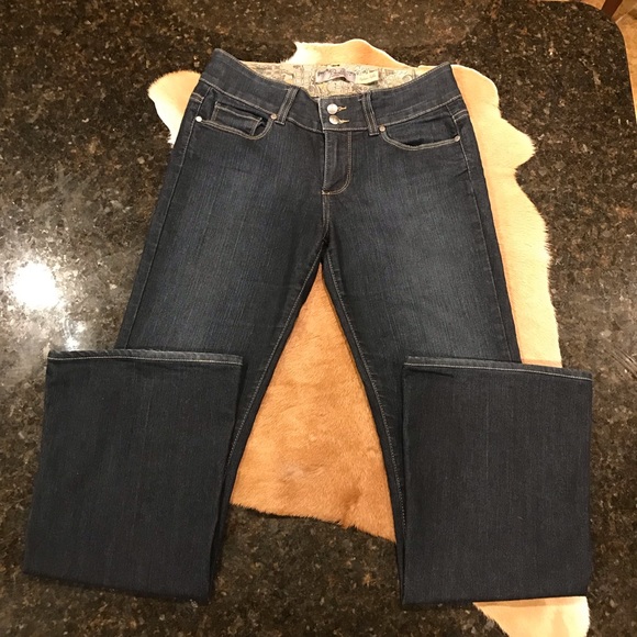 PAIGE Denim - Paige Hidden Hills Denim premium Petite size 27x30
